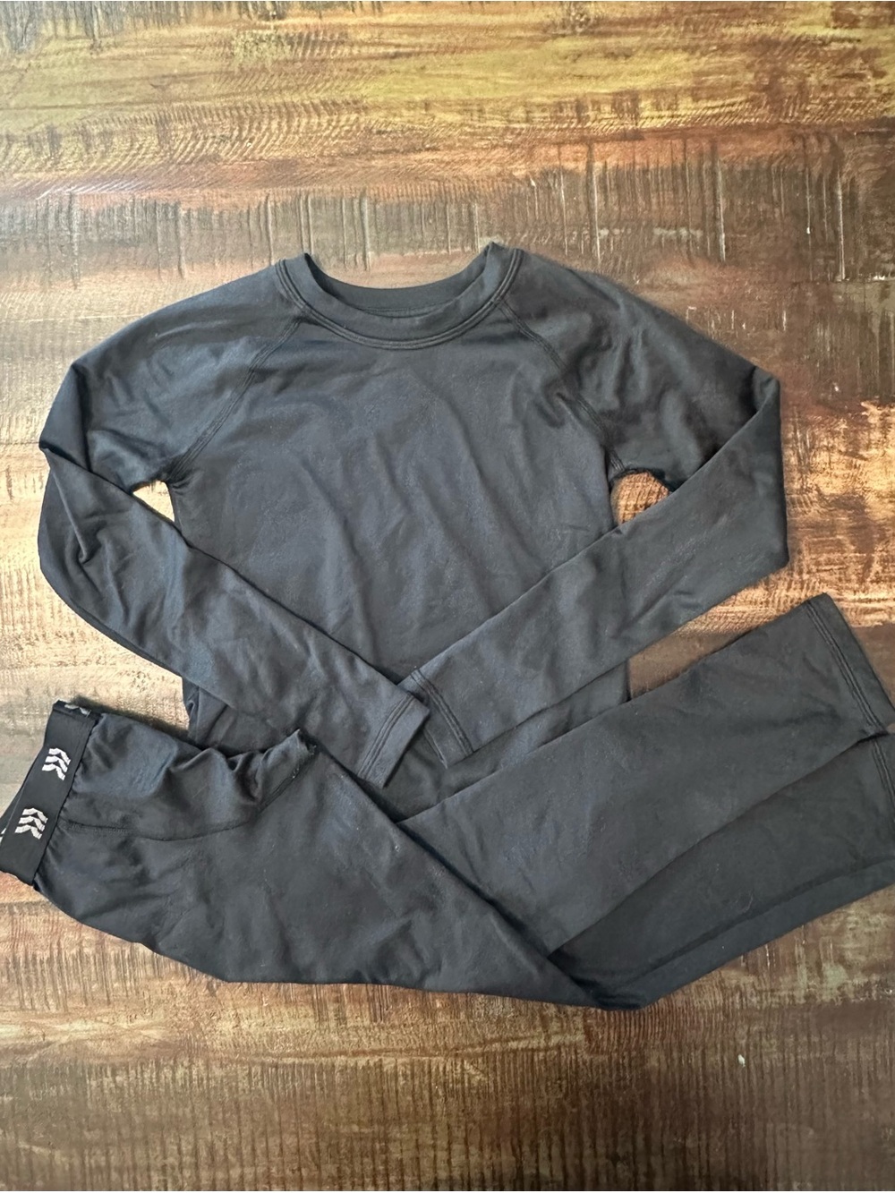Kids all in motion Black Thermal Set